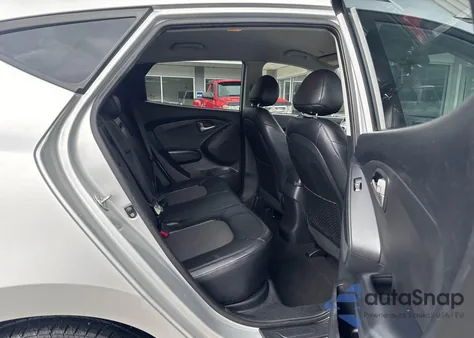 2011 Hyundai Tucson Gls z USA, uszkodzony, nr VIN KM8JUCAC9BU186292